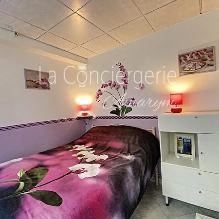 Ac 46 - La Belote Vue * أولت